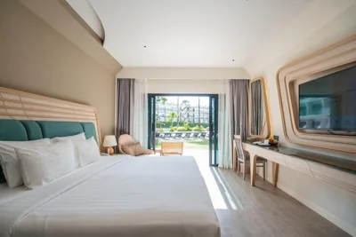 Amora Grand Pool Side — Amora Beach Resort Phuket